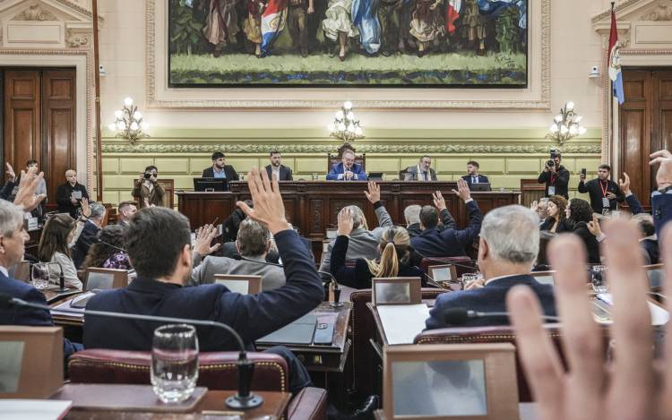 Reforma Constitucional: ya están los presidentes de las comisiones y se pueden presentar proyectos vía web