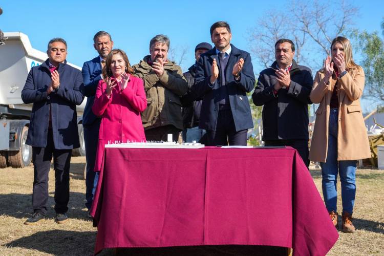 Pullaro puso en marcha la construcción de la primera Estación Policial en la ciudad de Santa Fe