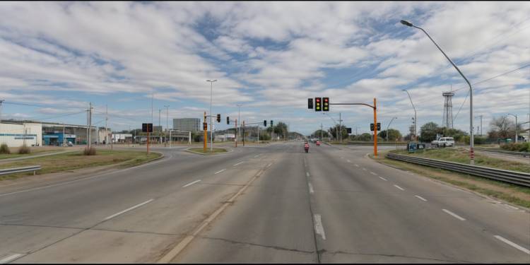 En Agosto comienza a funcionar la semaforizacion del Aeropuerto y parque industrial de Sauce Viejo