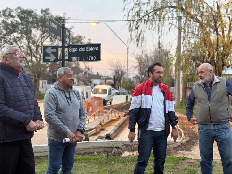 Continúa el Plan de Pavimentación en barrio Loyola