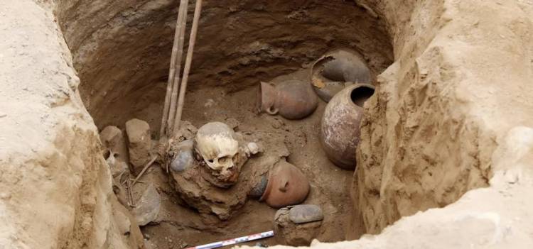 Perú: hallaron una tumba de la cultura Chancay de diez siglos de antigüedad