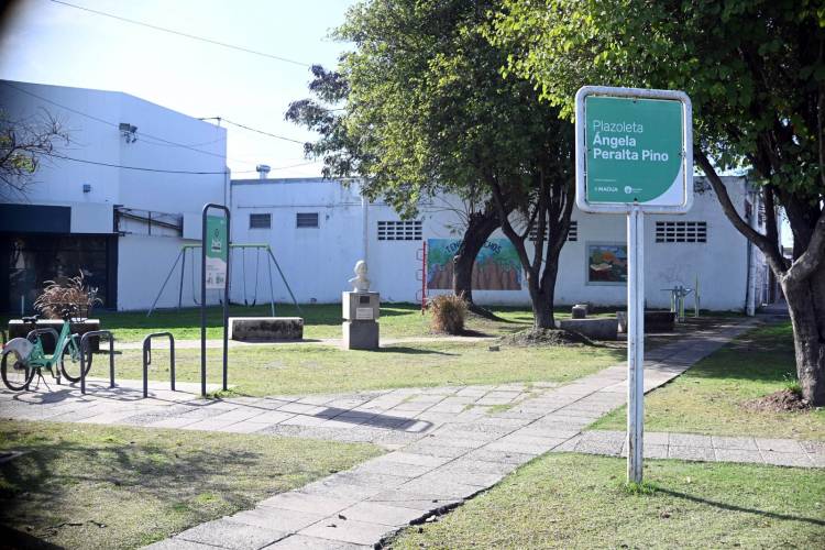 Un nuevo Padrinazgo cumplido: la plazoleta Ángela Peralta Pino luce renovada