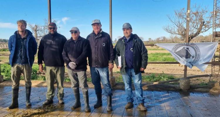 Comenzó el recorrido de tambos en el 8° Concurso de Vacas a Campo