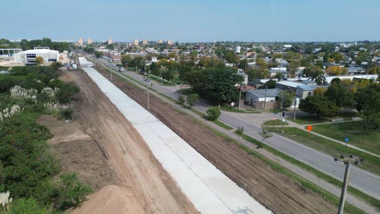 Acuerdo Capital: la pavimentación de calle Larrea y avenida Peñaloza entra en la etapa final