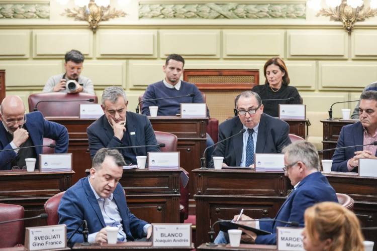 Convencionales se reunieron con representantes de los Entes Metropolitanos de Santa Fe y Rosario