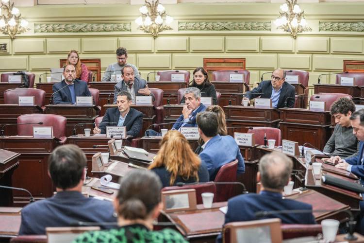 Convencionales se reunieron con representantes de los Entes Metropolitanos de Santa Fe y Rosario