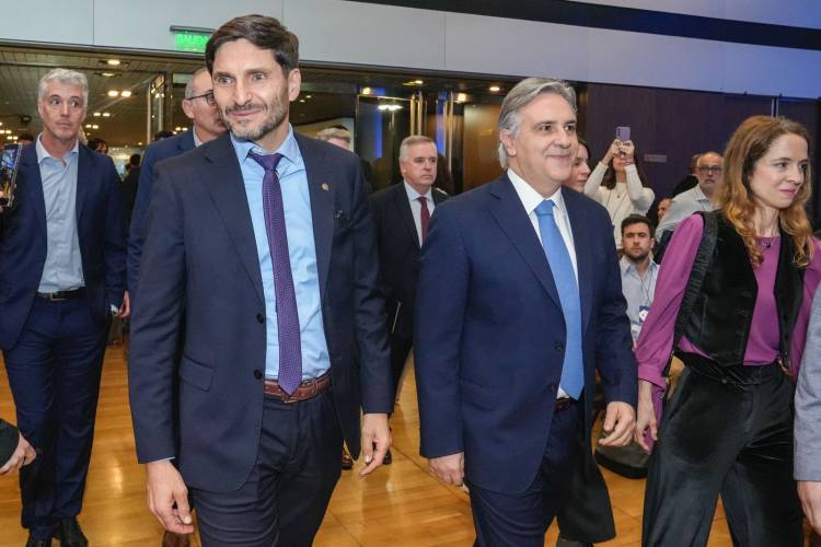 Pullaro: “Trabajamos mucho para invertir recursos propios que potencien a nuestros sectores productivos”