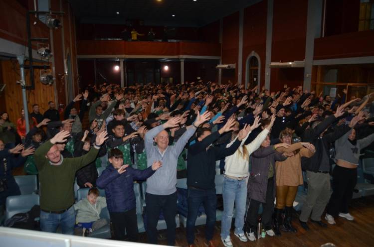 Más de 8.000 personas participaron de las charlas sobre neurociencia y educación emocional en la provincia