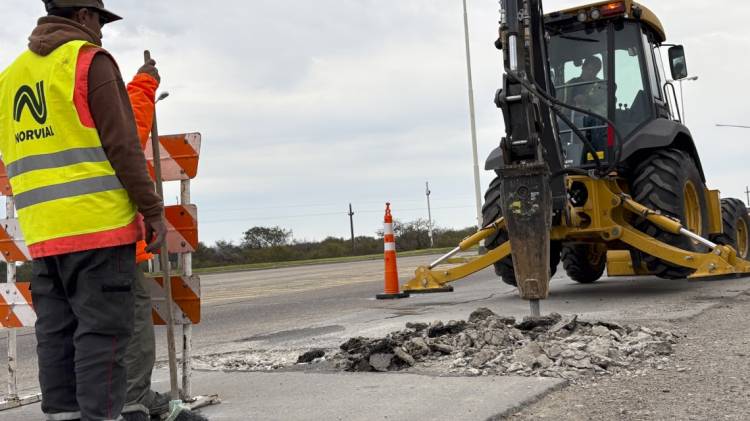 Comenzó la obra de bacheo de pavimento rígido en los accesos al Túnel Subfluvial