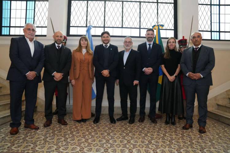 Pullaro recibió al embajador de Brasil en la Argentina