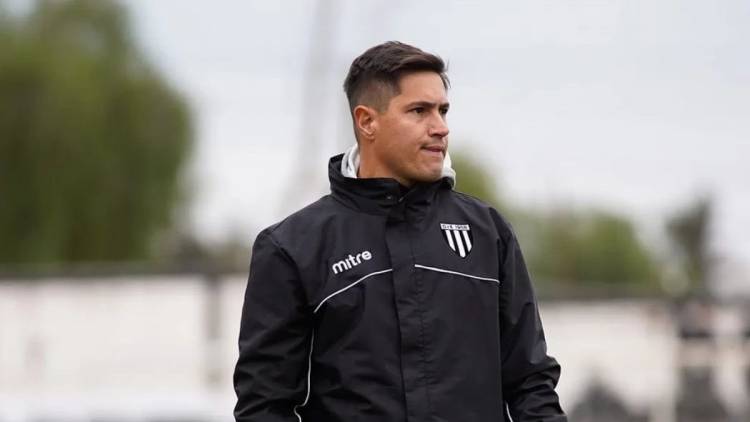 Minella no sigue y Medrán sería el nuevo entrenador de Colón