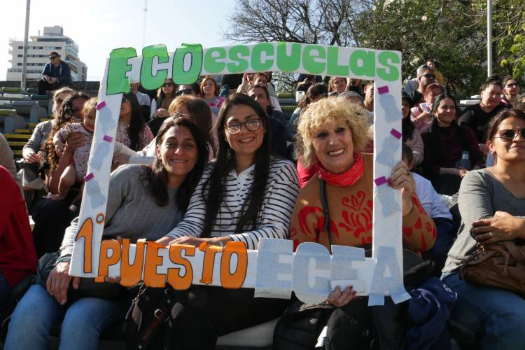 EcoEscuelas: alumnos santafesinos recolectaron más de 17 mil kilos de envases PET
