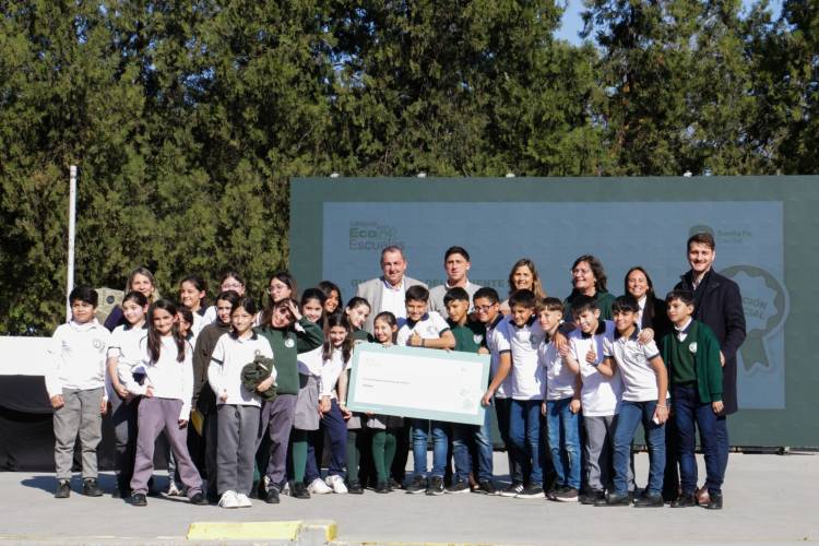 EcoEscuelas: alumnos santafesinos recolectaron más de 17 mil kilos de envases PET