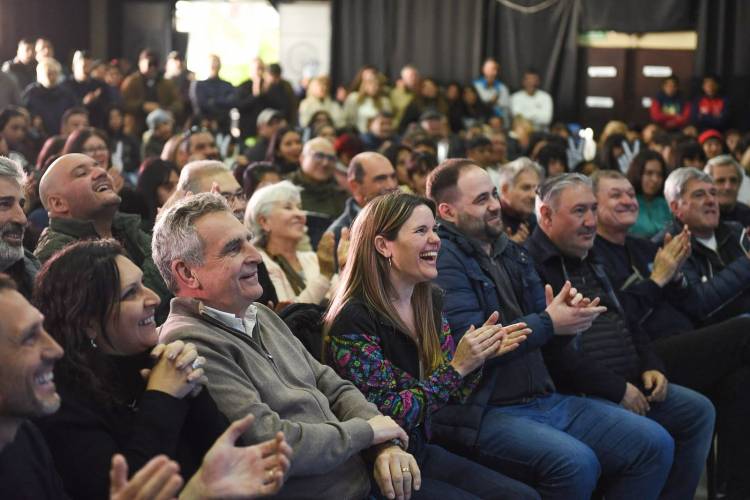 Rossi junto a Tepp: "Fuerza Patria es la única alternativa para frenar a Milei y reconstruir la esperanza