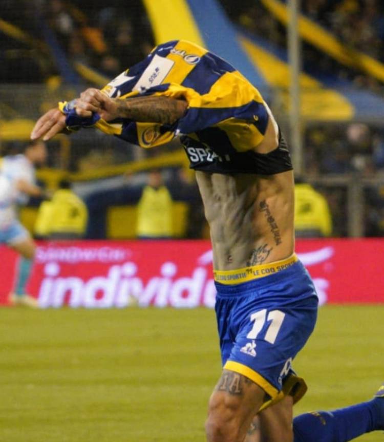 Central se quedó con el Clásico de Rosario, con un golazo de "fideo" Di María