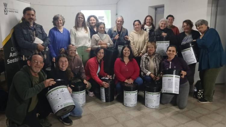 La Municipalidad continúa con los talleres de compostaje domiciliario