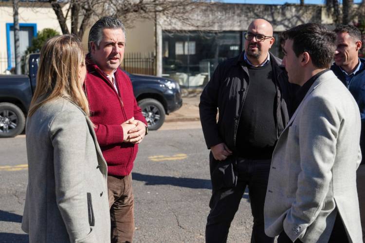 La Provincia retiró más de 40 autos y 300 motos de la Seccional 8ª en la ciudad de Santa Fe