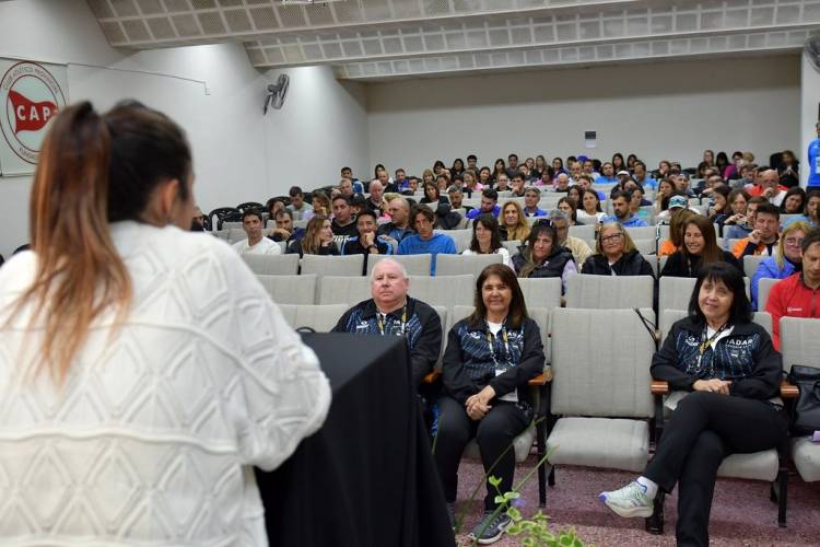 Los Jadar y la faceta educativa: arrancó el Congreso con presencia de una ex Leona