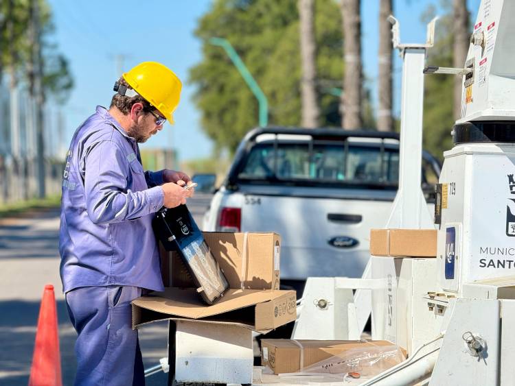 La Municipalidad continúa con el Programa “1000 Luminarias LED”