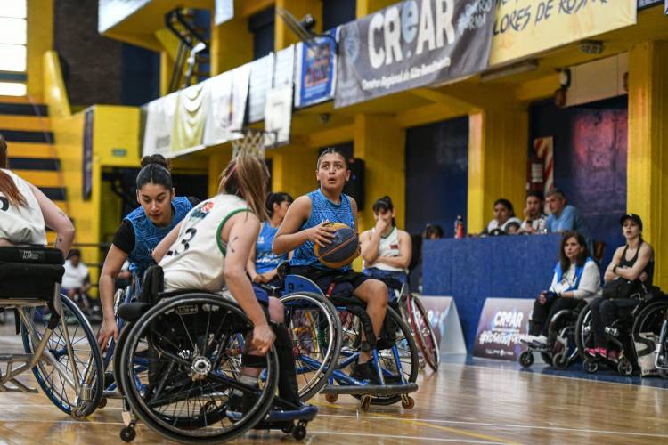 Jadar Rosario 2025, día 5: un sábado con medallas y el comienzo del atletismo