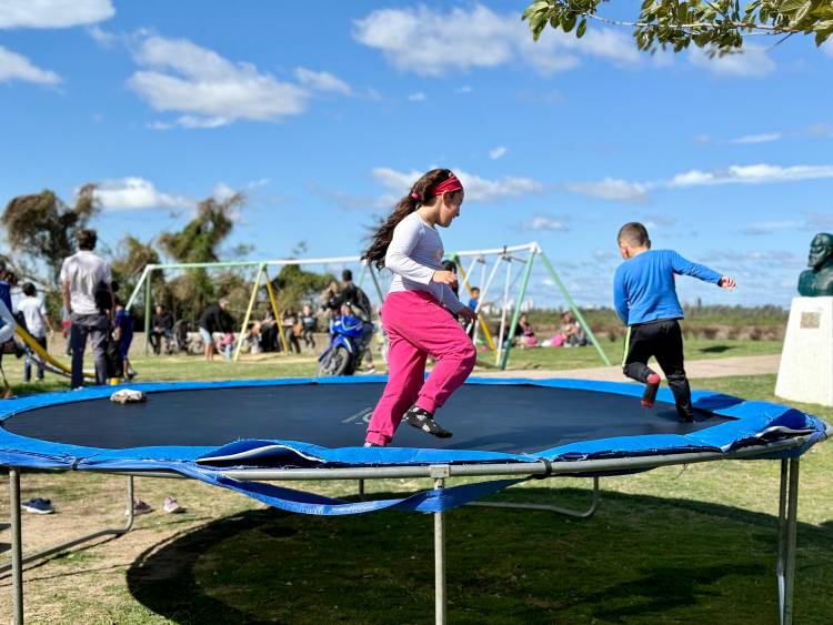 La Municipalidad celebró con gran convocatoria la llegada de la Primavera