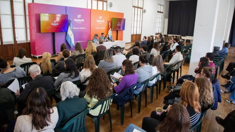 Salud Mental: Provincia avanza en una guía de cuidados para prevenir el suicidio