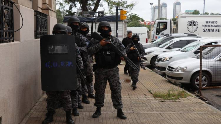 Santa Fe, primera provincia en obtener la validación nacional de la certificación profesional de agente penitenciario