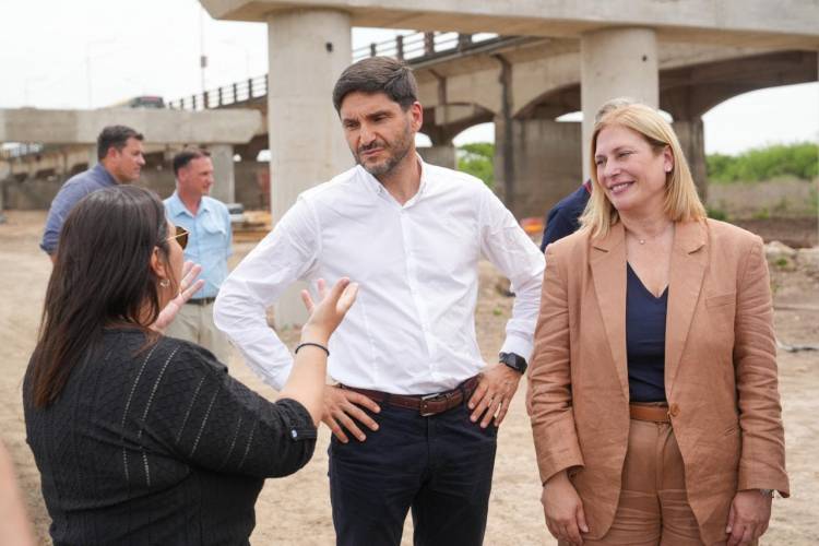 Pullaro y Scaglia supervisaron la construcción del Nuevo Puente Santa Fe-Santo Tomé
