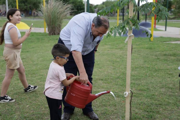 Barrio Pompeya: se puso en valor la plaza y se completaron más de 70 cuadras de estabilizado pétreo 