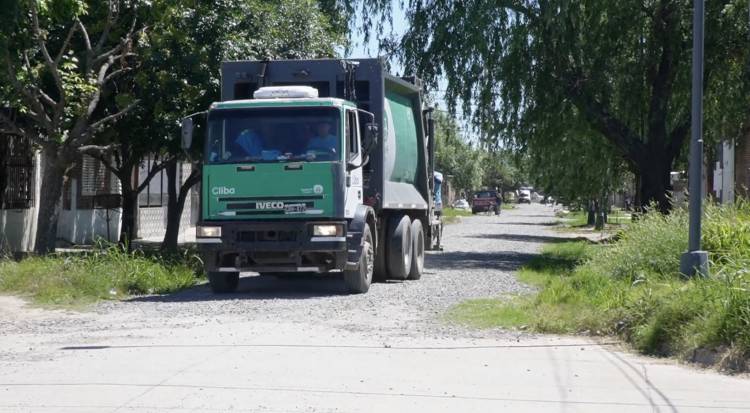 Desde este lunes, el camión de residuos completará la recolección en siete barrios de la ciudad
