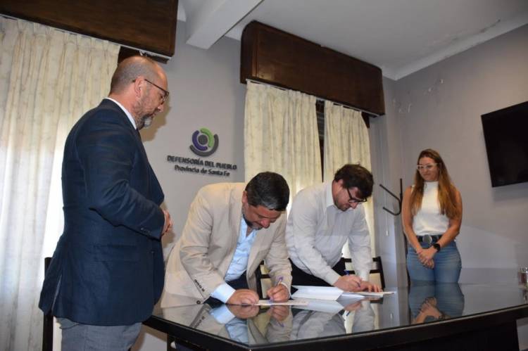 La Defensoría del Pueblo y el Registro Civil firmaron un convenio para fortalecer la atención ciudadana