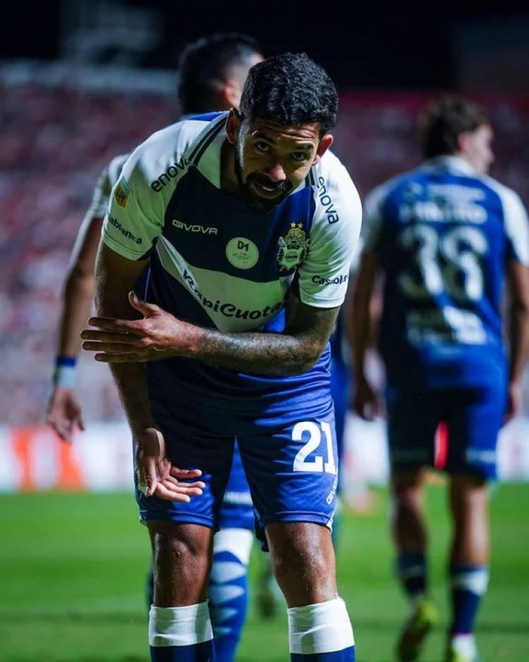 Unión eliminado de los play off de la Copa, tras perder en casa ante Gimnasia y Esgrima