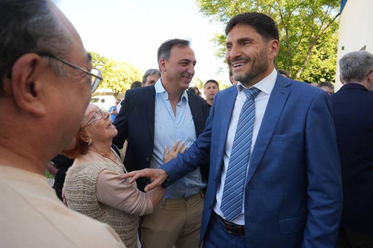 Pullaro inauguró el gasoducto Acebal-Pavón Arriba: “Darle gas a nuestras localidades permite que las industrias generen trabajo, logística y conectividad”