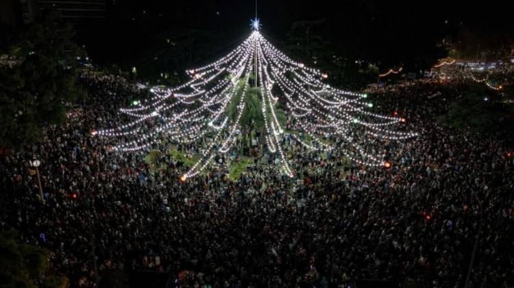 Santa Fe se prepara para un fin de semana largo con deporte internacional, fiestas populares y espíritu navideño
