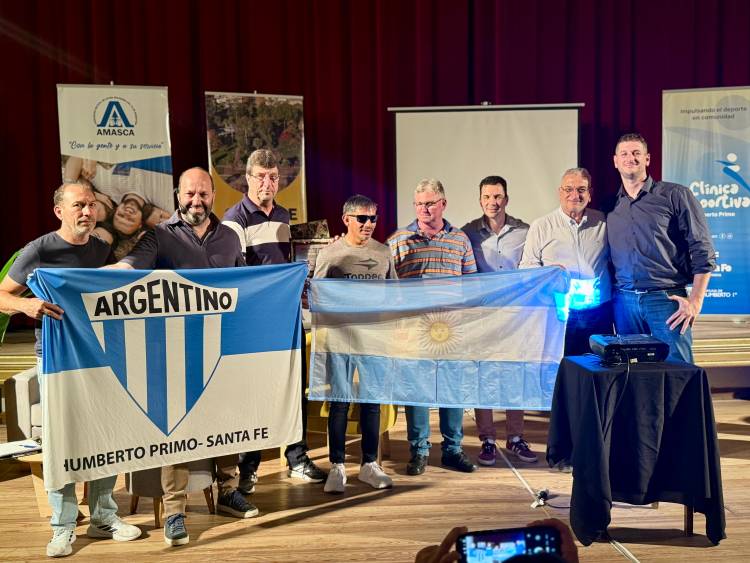 Calvo participó d ela segunda edición de la "Clínica Deportiva" en Humberto Primo