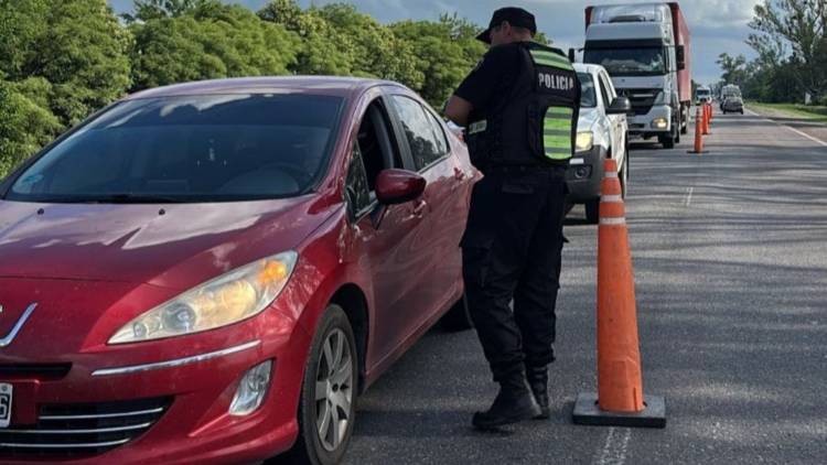 Seguridad Vial: Provincia fiscalizó más de 8 mil vehículos en rutas santafesinas durante el fin de semana largo