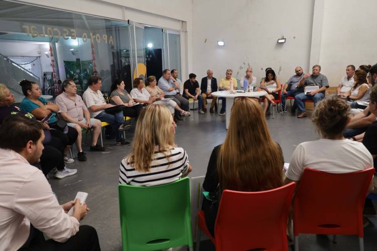 Poletti se reunió con vecinalistas del Distrito Suroeste