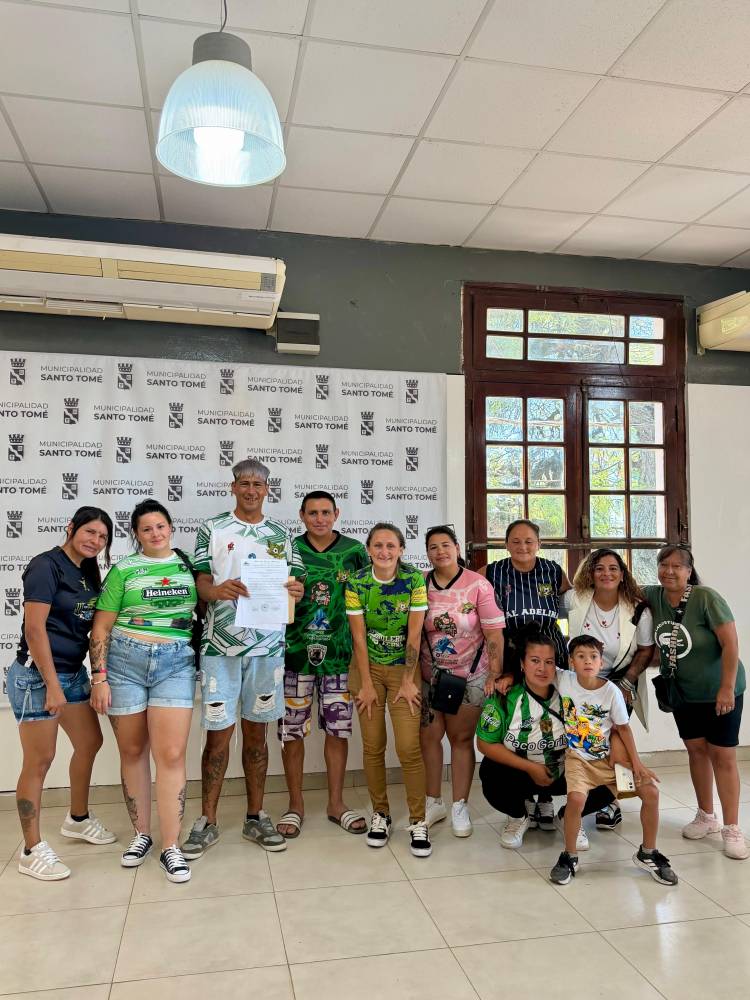 La Municipalidad firmó un contrato de comodato para que el Club Social y Deportivo Real Adelina cuente con un espacio para su sede