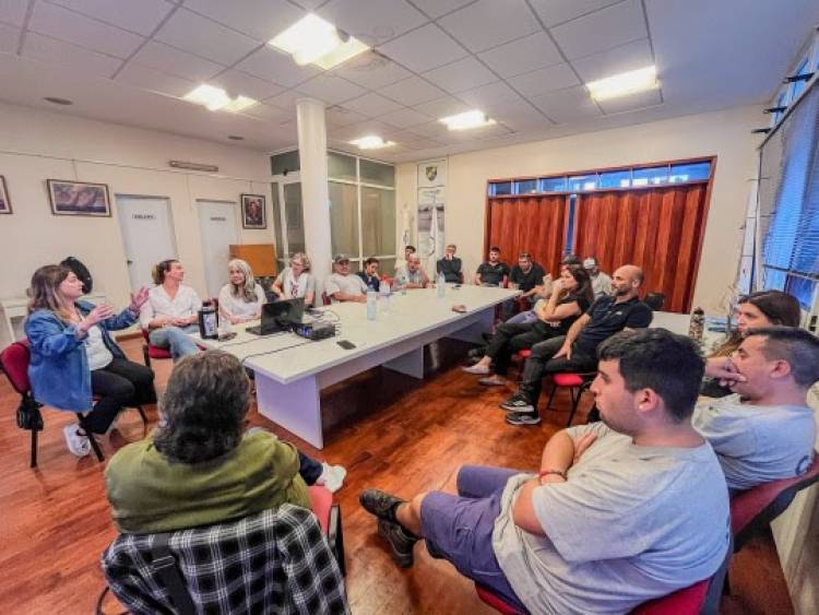 El municipio impulsa talleres de buenas prácticas en el deporte dirigidos a clubes de la ciudad