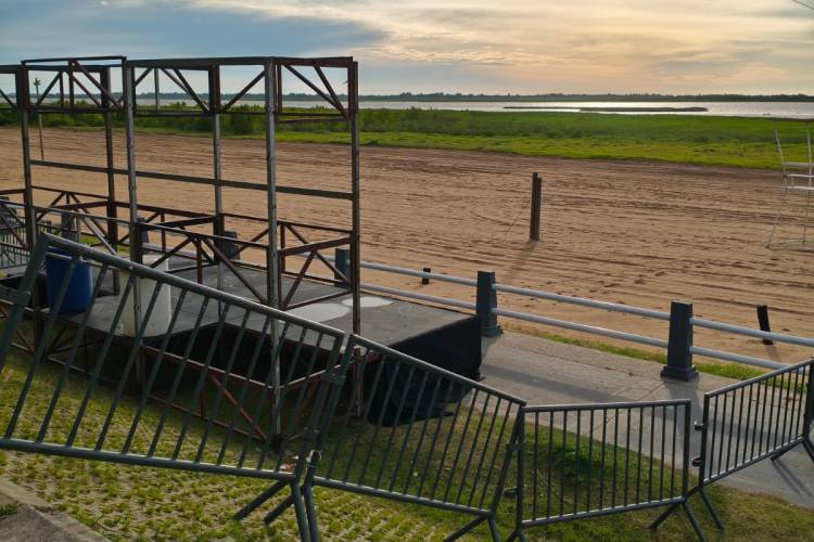 Santa Fe festeja el Año Nuevo en la playa