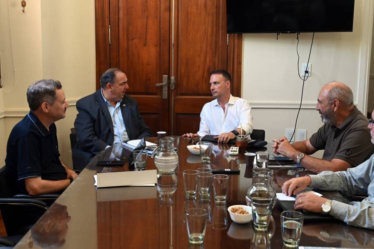  Las Paltas: avanzan las gestiones para la provisión de agua potable