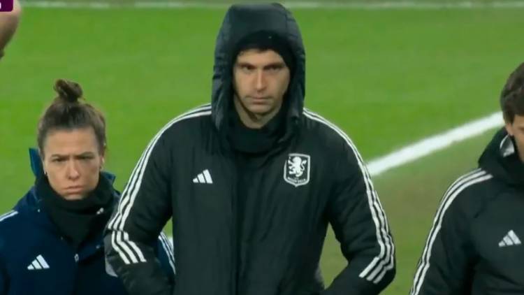 Preocupación en Argentina: el ´Dibu´ Martínez salió lesionado en el Aston Villa