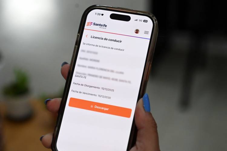 Controles de tránsito: ya se puede presentar la licencia de conducir digital