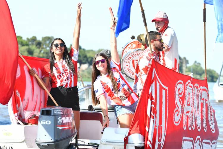 Postales de la maratón ccuática más linda del mundo