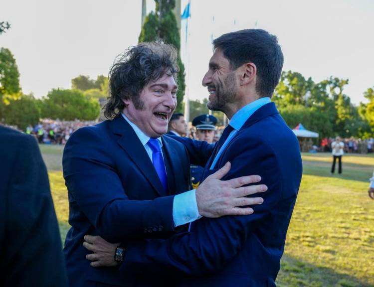 El gobernador Maximiliano Pullaro participó del acto central por los 213 años del Combate de San Lorenzo