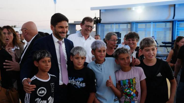Pullaro inauguró otra escuela y ratificó la apuesta provincial por más infraestructura, mejor aprendizaje y formación para el empleo