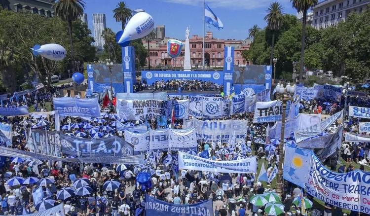 Movilización total: la CGT y las CTA marchan este miércoles al Congreso contra la reforma laboral de Milei