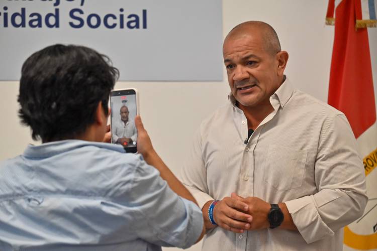Lucero: “El gobierno llegó sin propuesta y sin argumentos a la reunión paritaria”  
