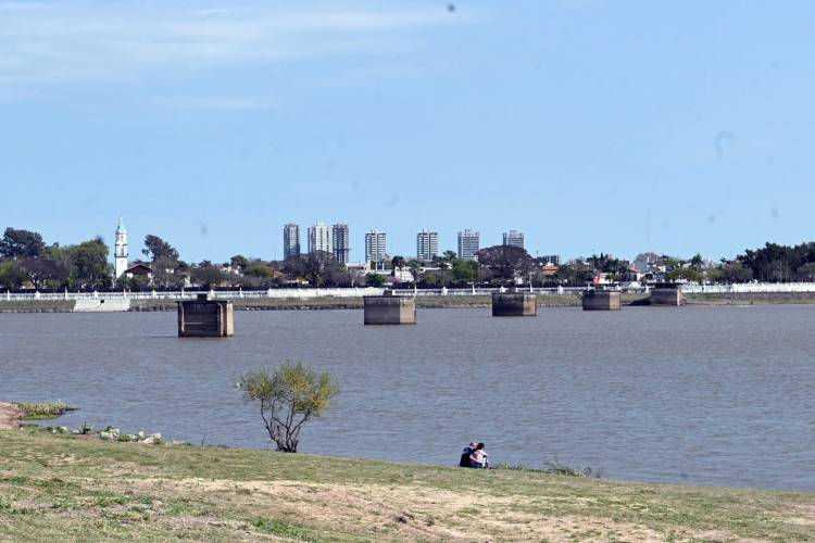 Con impulso de la Provincia, la ciudad de Santa Fe tendrá un nuevo puente que unirá ambas costaneras