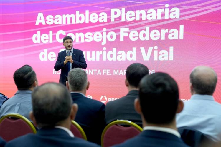 Pullaro impulsa una articulación federal para reducir las muertes por siniestros viales